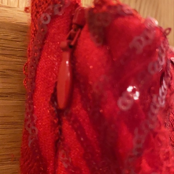 Nicole Backi Gown as Seen on Peggy - Picture 11 of 17